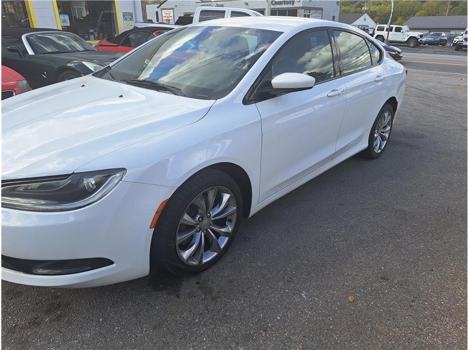 2015 Chrysler 200 from U Drive Today Sales & Financing