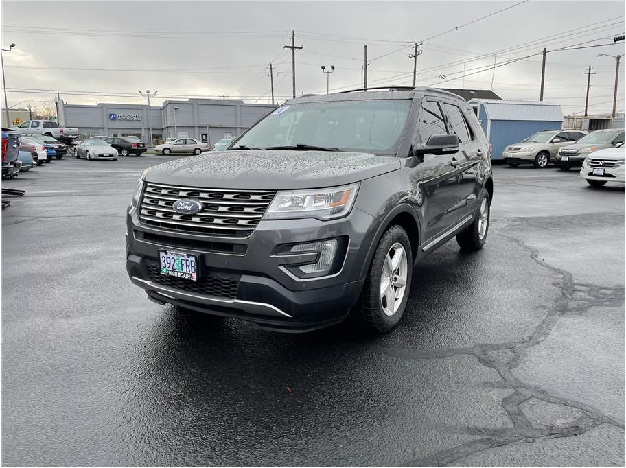 2016 Ford Explorer from High Road Autos