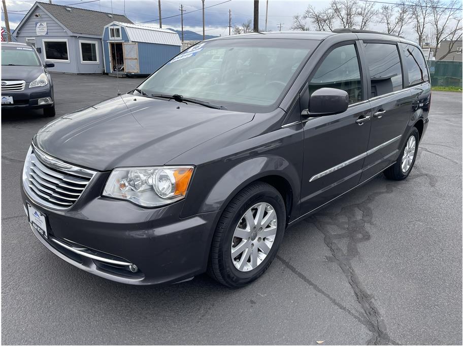 High Road Autos Medford OR New & Used Cars Trucks Sales