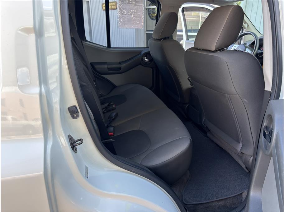 2015 Nissan Xterra S - Photo 13