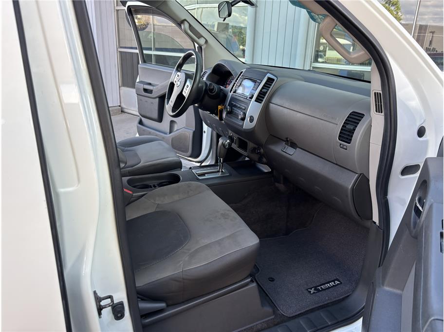 2015 Nissan Xterra S - Photo 14