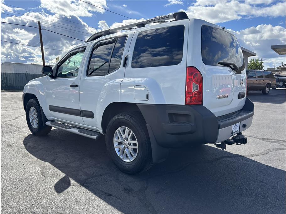 2015 Nissan Xterra S - Photo 3