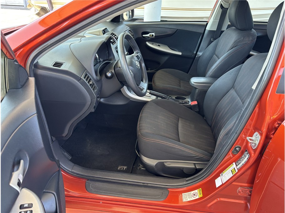 2013 Toyota Corolla L - Photo 13