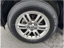 Vehicle Thumb #18