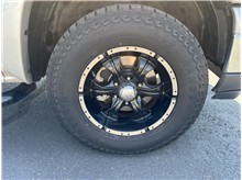 Vehicle Thumb #16