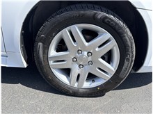 Vehicle Thumb #17