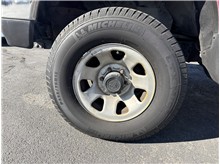 Vehicle Thumb #17