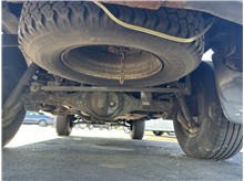 Vehicle Thumb #20