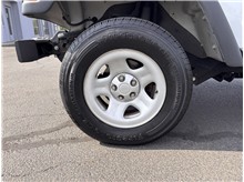 Vehicle Thumb #15
