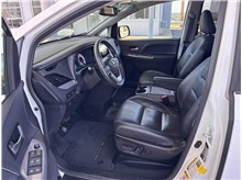 Vehicle Thumb #11