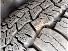 Vehicle Thumb #18