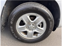 Vehicle Thumb #16