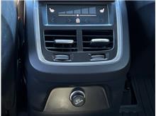 Vehicle Thumb #12