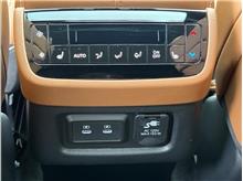 Vehicle Thumb #9