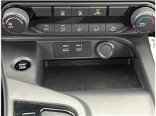 Vehicle Thumb #16