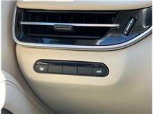 Vehicle Thumb #20