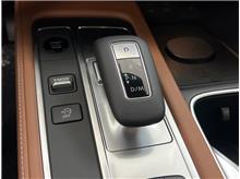 Vehicle Thumb #14