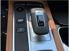 Vehicle Thumb #19