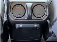 Vehicle Thumb #11