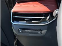 Vehicle Thumb #21
