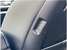 Vehicle Thumb #19