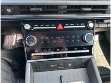 Vehicle Thumb #30