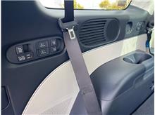 Vehicle Thumb #25