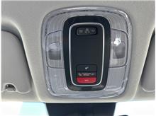 Vehicle Thumb #20