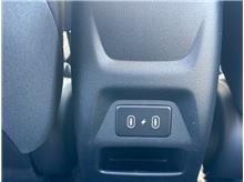 Vehicle Thumb #12