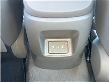 Vehicle Thumb #12
