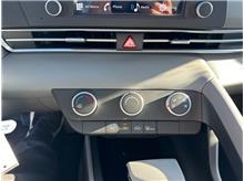 Vehicle Thumb #18