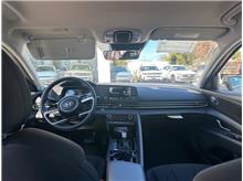 Vehicle Thumb #13