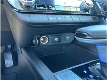 Vehicle Thumb #19