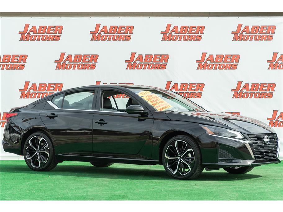 2024 Nissan Altima from Jaber Motors II