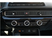 Vehicle Thumb #12