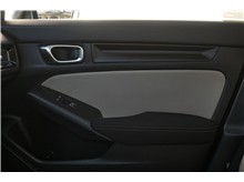 Vehicle Thumb #18