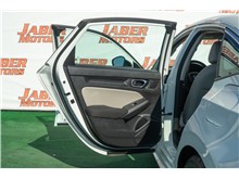 Vehicle Thumb #38