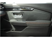 Vehicle Thumb #25