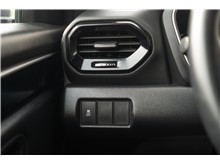 Vehicle Thumb #26