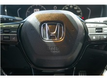 Vehicle Thumb #17