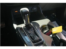 Vehicle Thumb #23