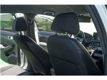 Vehicle Thumb #36