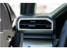 Vehicle Thumb #14