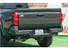 Vehicle Thumb #17