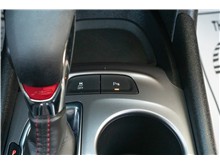 Vehicle Thumb #19