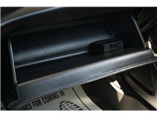 Vehicle Thumb #28