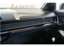 Vehicle Thumb #12