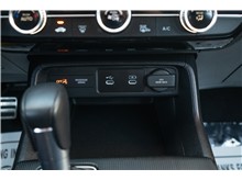 Vehicle Thumb #15