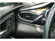 Vehicle Thumb #11