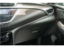 Vehicle Thumb #16